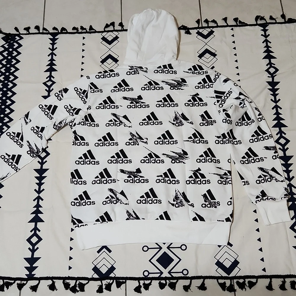 🆕️Adidas sweatshirts. - Picture 3 of 3